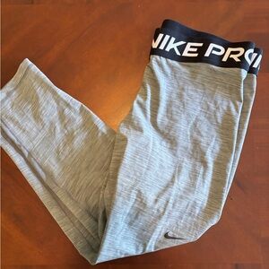 Nike Pro Capri Gray Leggings